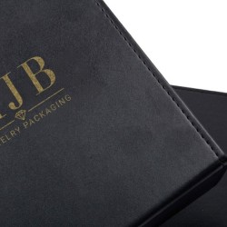 Caja para gafas negra con 3 compartimentos 162×184×52 mm - GAF8C-N con el logotipo MJB estampado, vista 6