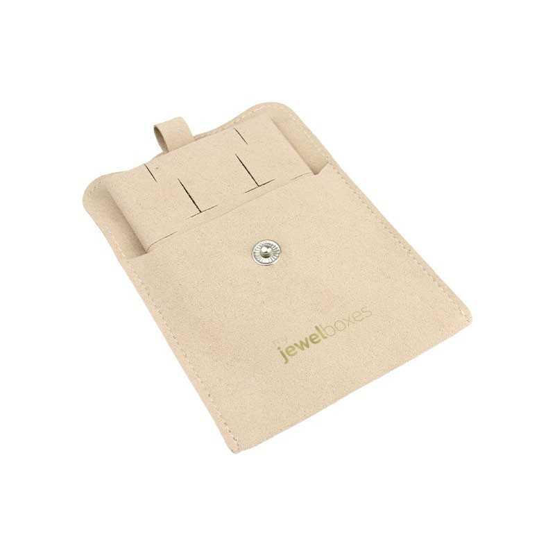 Bolsa de microfibra con botón arena abierta con el taco para pendientes omega y colgante dentro - MF2-AR-TMF2