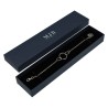 Armbanddoosje 233×53×27 mm - WAS6-A, blauw, open met een sieraad, zilverkleurig MyJewelBoxes-logo