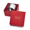 Bangledoosje 90×90×58 mm - WAS8-R, rood, open met een sieraad, goudkleurig MyJewelBoxes-logo