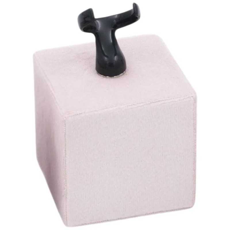Velour Display Stand for rings 40x40x40 mm · Pink | MyJewelBoxes