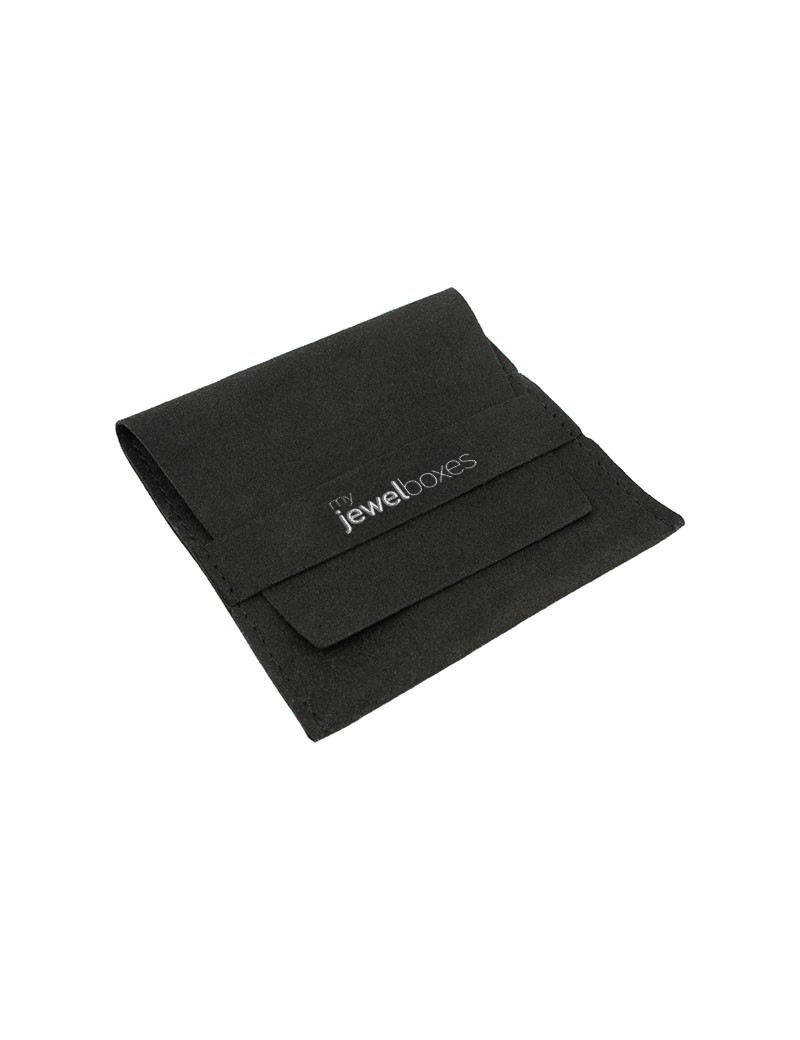 Bolsita para joyas de microfibra negro con logo y cierre seguro, ideal para colgantes o pulseras
