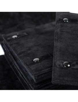 Manta de cruz con fichas para collares gargantillas