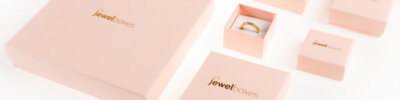 Pink cardboard boxes for jewellery and costume jewellery